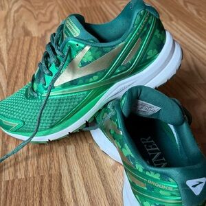 Brooks Launch 4